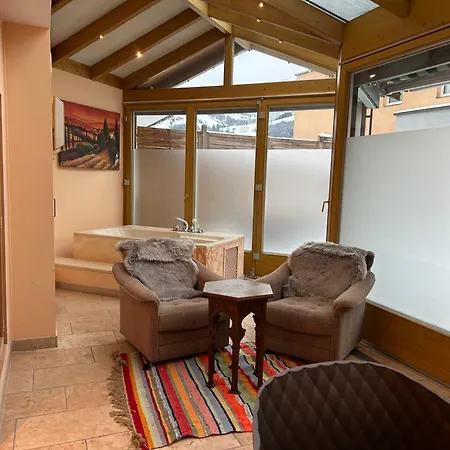 Johann Apartment *
